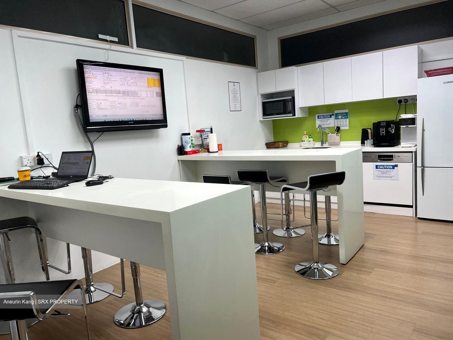 German Centre (D22), Factory #452288971